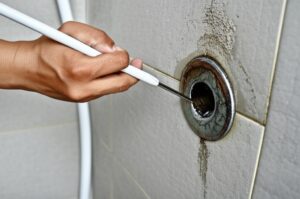 Cách Diệt Bồ Hóng Trong Nhà Vệ Sinh Tận Gốc: Hướng Dẫn Chi Tiết Từ Chuyên Gia